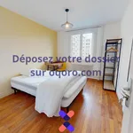 Appartement de 11 m² avec 4 chambre(s) en location à Villeurbanne