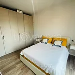 Rent 3 bedroom apartment of 80 m² in Milano