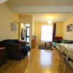 Rent 2 bedroom flat in London