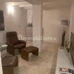 Affitto 3 camera appartamento di 74 m² in Bologna