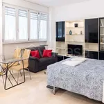 Rent 1 bedroom apartment of 47 m² in Milano