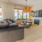 Rent 3 bedroom house of 940 m² in Marbella