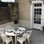 Maison de 93 m² avec 4 chambre(s) en location à Buros