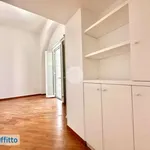 Affitto 5 camera appartamento di 110 m² in Naples