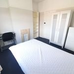 Rent 4 bedroom flat in East Of England