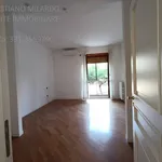 Affitto 5 camera appartamento di 155 m² in Foggia