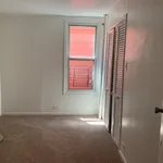 Rent 3 bedroom house of 102 m² in Bronx