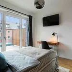 Rent a room of 107 m² in hamburg