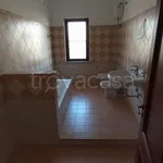 Rent 5 bedroom apartment of 170 m² in Reggio di Calabria