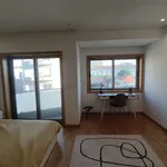 Rent 1 bedroom apartment of 70 m² in Porto