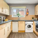 Rent 5 bedroom house in Leeds