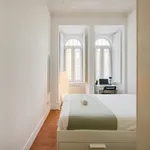 Rent 9 bedroom apartment in Lisbon