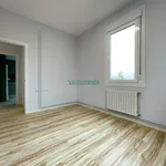 Alquilo 4 dormitorio casa de 120 m² en Vigo