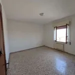 Rent 4 bedroom apartment of 100 m² in Aprilia