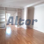 Rent 3 bedroom apartment of 98 m² in Madrid