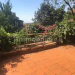 Rent 5 bedroom house of 200 m² in Gravina di Catania