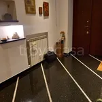 Rent 5 bedroom apartment of 130 m² in Genova