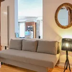 Rent 4 bedroom apartment of 60 m² in Madrid