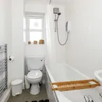 Flat to rent in Queens Road, Slough SL1