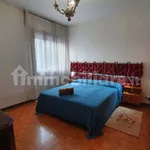 Rent 3 bedroom apartment of 105 m² in Padua