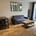 Rent 2 bedroom apartment of 37 m² in Rueil-Malmaison