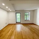 Rent 1 bedroom apartment of 125 m² in Chemnitz