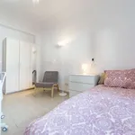 Rent a room of 85 m² in valencia