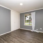 Rent 3 bedroom house in  Armadale WA 6112                        