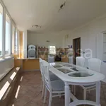 Affitto 6 camera casa di 150 m² in Ostuni