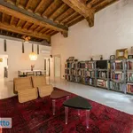 Rent 3 bedroom apartment of 140 m² in Florence