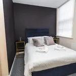 Rent 1 bedroom flat in North West England