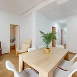 Rent 6 bedroom apartment in Valencia