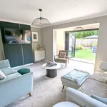 Rent 4 bedroom house in Woking