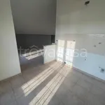 Affitto 4 camera appartamento di 80 m² in Alessandria