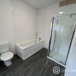 Rent 3 bedroom flat in Dundee