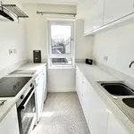 Rent 2 bedroom flat in East Midlands