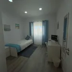 Rent 4 bedroom apartment in Lisbon