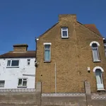 Rent 5 bedroom house in East Of England