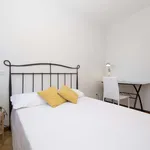 Rent a room of 130 m² in madrid