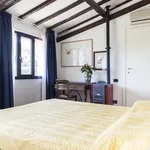 Rent 1 bedroom apartment in Florence