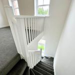 Rent 2 bedroom house in Leeds