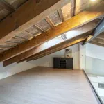 Rent 2 bedroom apartment of 90 m² in valencia