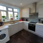 Rent 3 bedroom flat in South East England