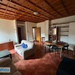 Rent 4 bedroom apartment of 90 m² in Bologna