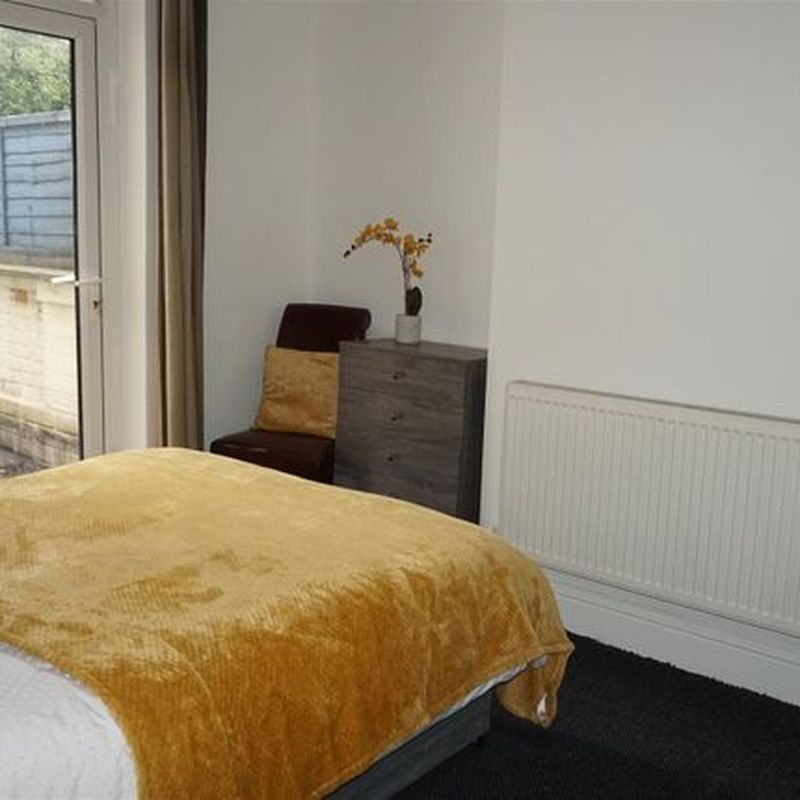 Shared accommodation to rent in Washington Street, Hull HU5