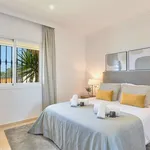 Alquilo 5 dormitorio apartamento de 100 m² en Mijas