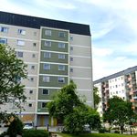 Hyr ett 3-rums lägenhet på 77 m² i Hässelby
