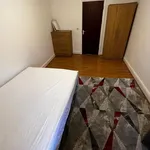 Rent 6 bedroom flat in Wales