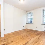 Rent 3 bedroom apartment in Brooklyn