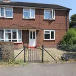 Rent 2 bedroom flat in Uxbridge